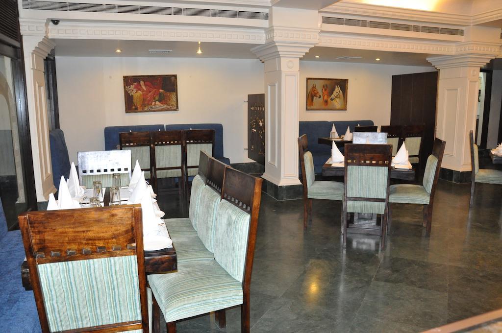 Hotel Empire Regency Jaipur Extérieur photo