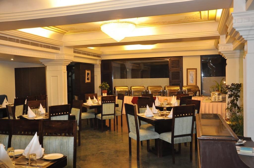 Hotel Empire Regency Jaipur Extérieur photo