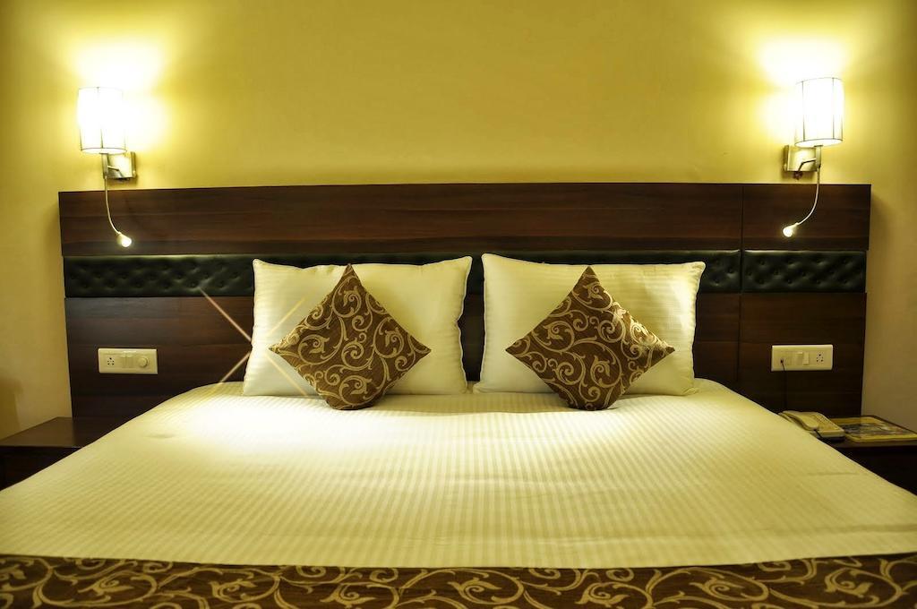 Hotel Empire Regency Jaipur Extérieur photo